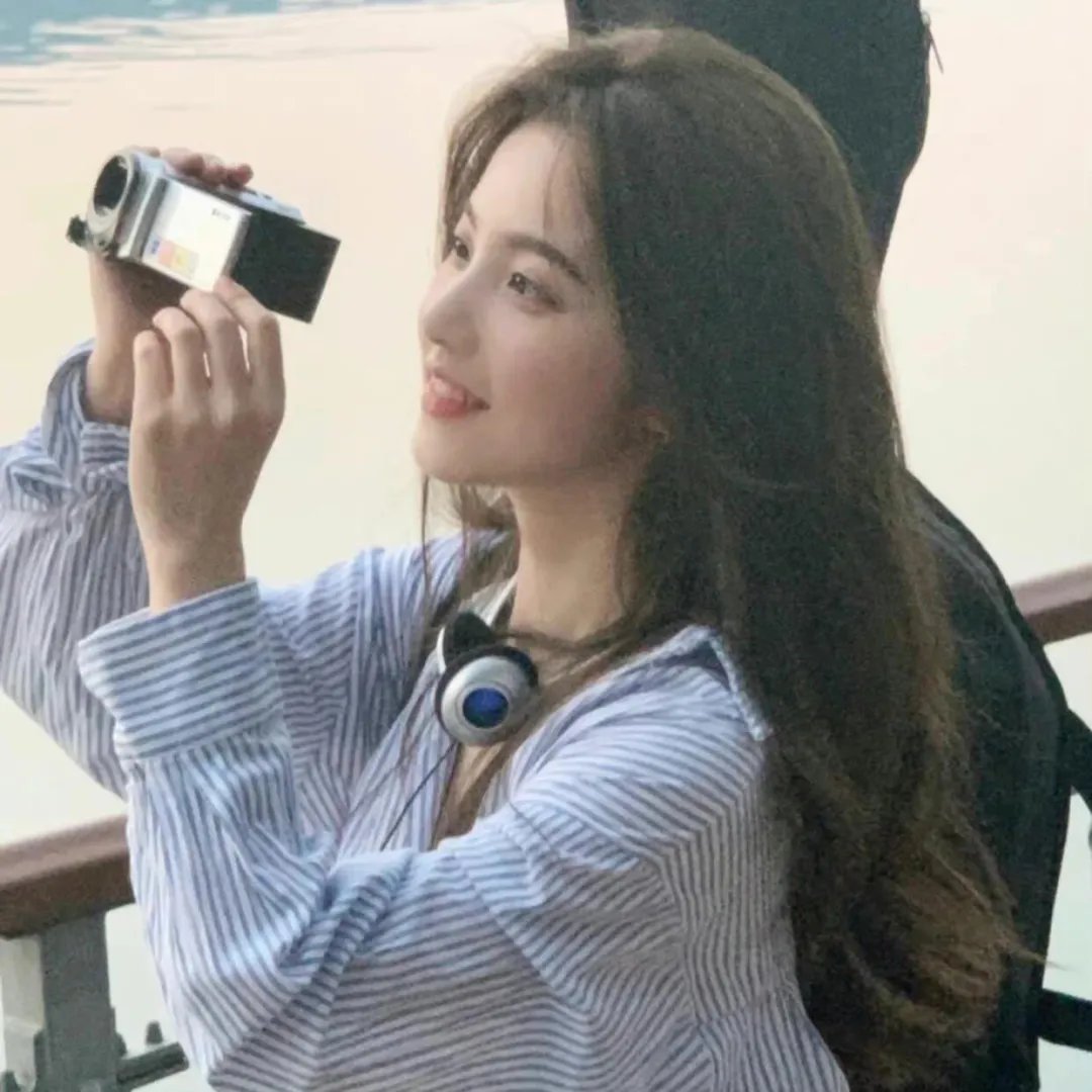 哈桑·明哈杰：国王的小丑