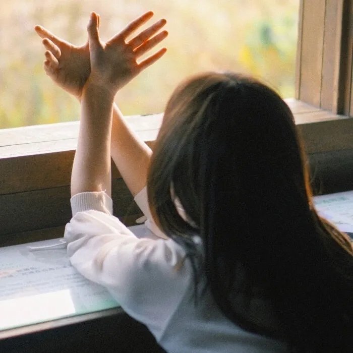 女儿被砸我暴打白莲花和人渣老公